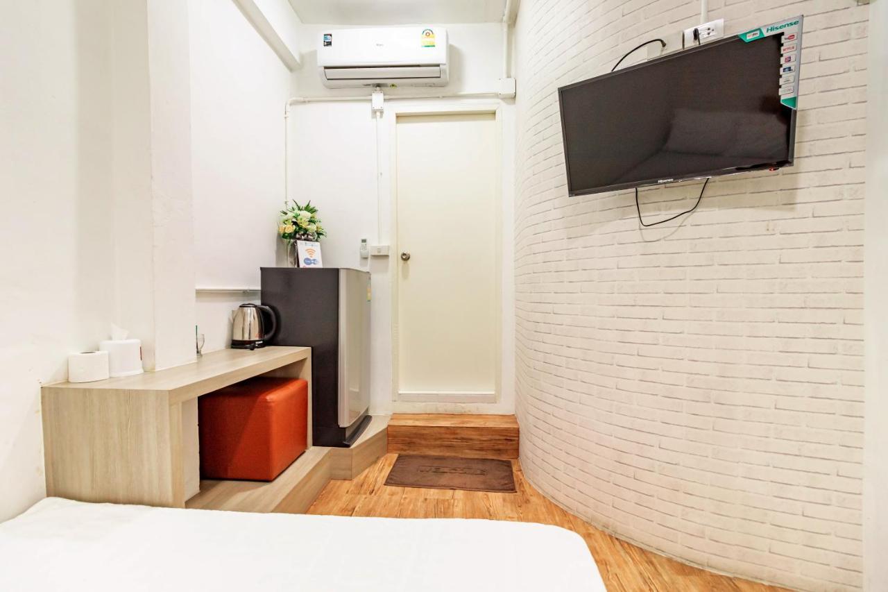 Ze Residence Bang Aor Station バンコク都 エクステリア 写真
