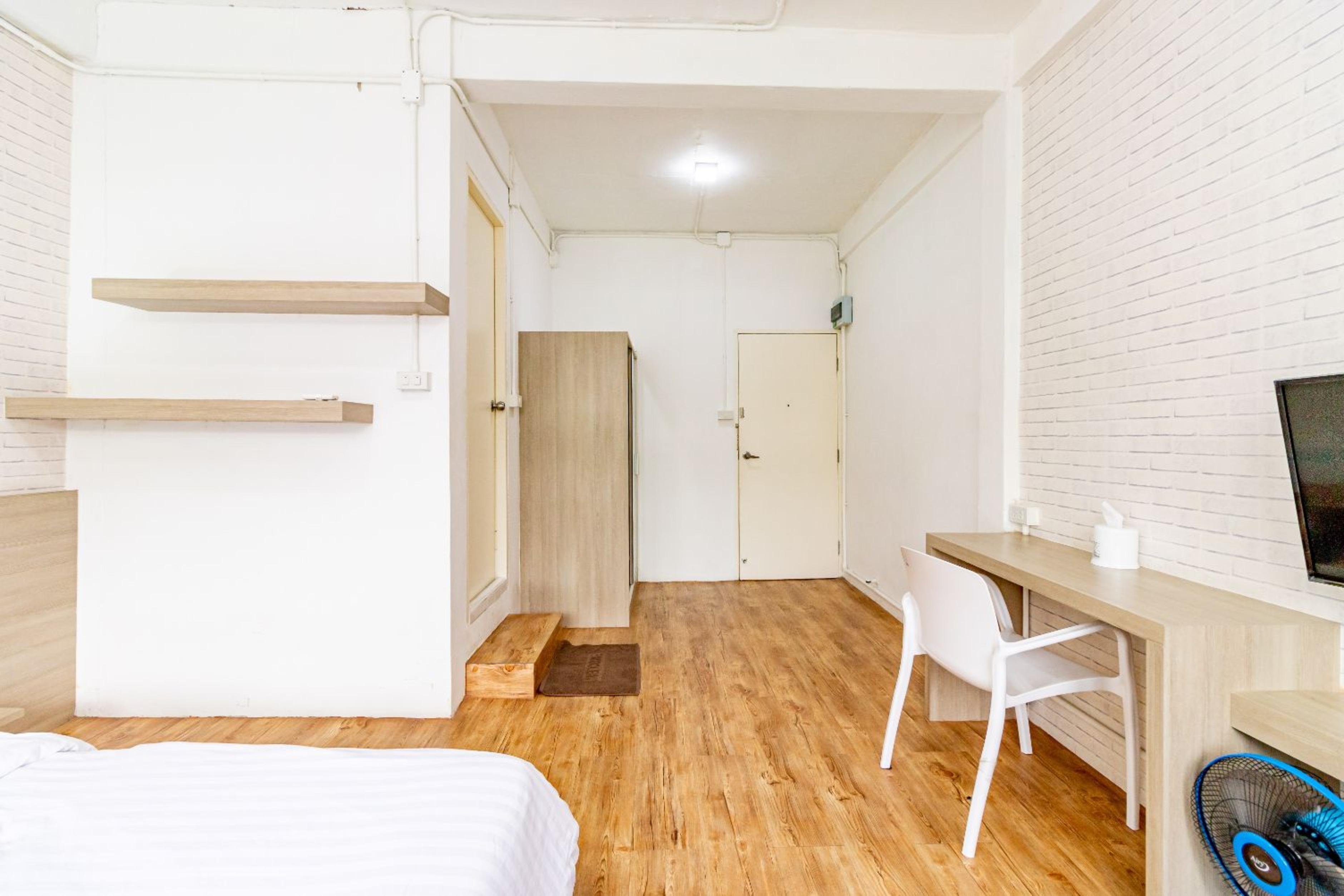 Ze Residence Bang Aor Station バンコク都 エクステリア 写真