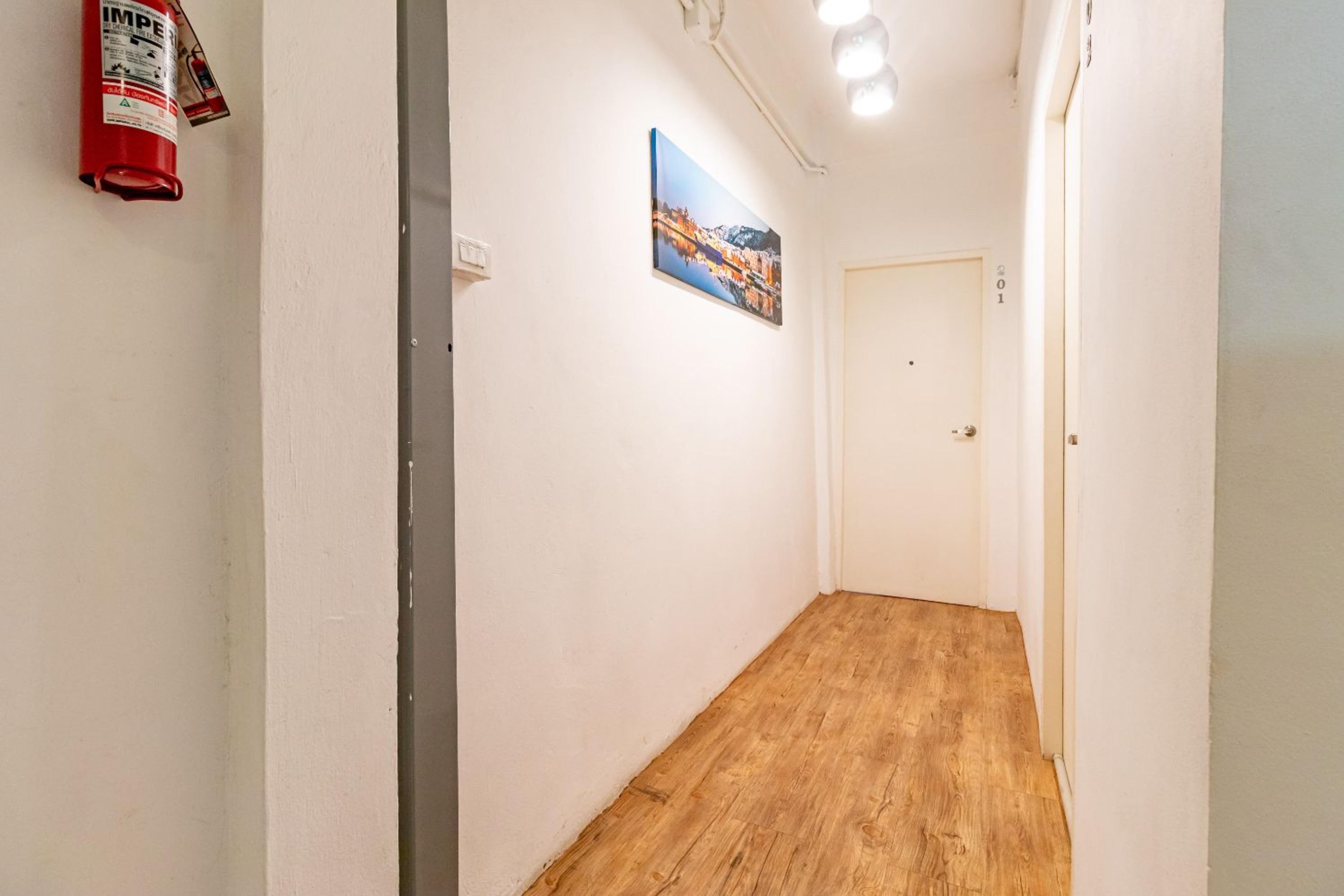 Ze Residence Bang Aor Station バンコク都 エクステリア 写真